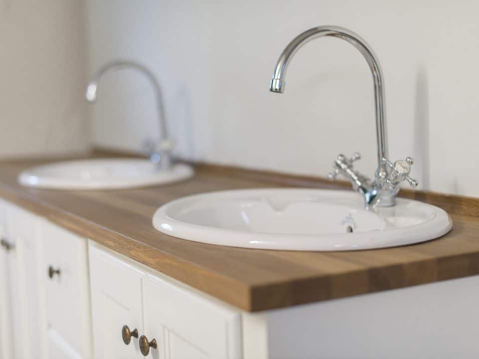 Créer une salle de bain en bois